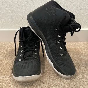 Black cat high top Jordan XXXI 10.5